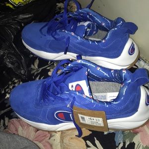 Brand new Champions sneaker